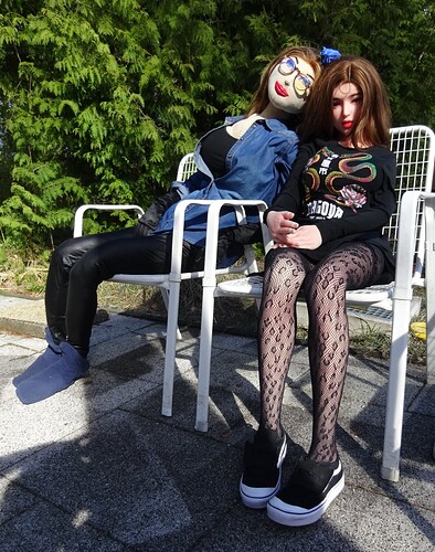 Anette_Garden_18_Anette_and_Emily