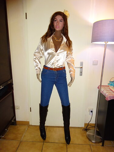 Maria_Jeans_Satin_Blouse_01