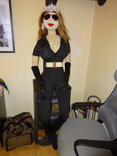 Anette_Black_JumpSuit_05