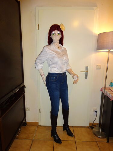 Petra_Boots_Office_Shirt_03