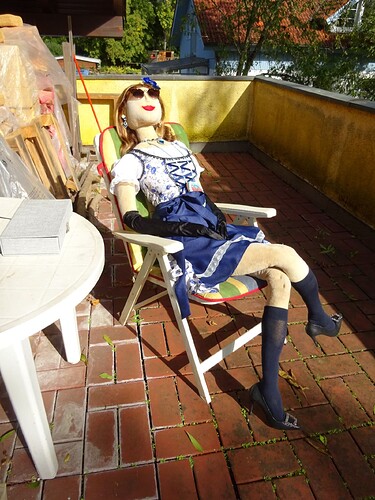 Anette_Dirndl_Terrace_01