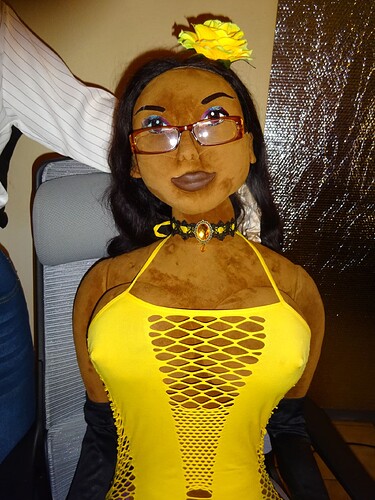 Roxi_Yellow_Dress_Chocker_03
