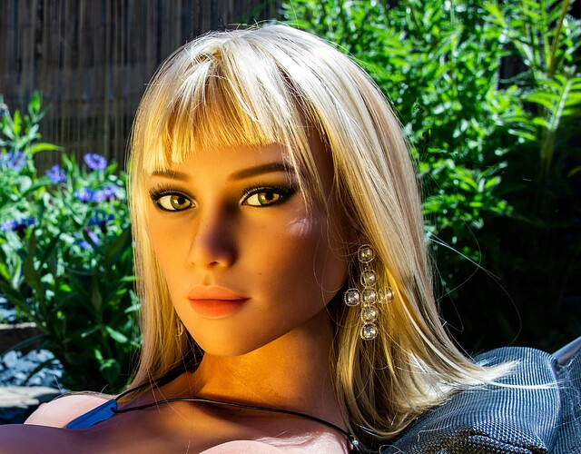 Lucy 10-1 head shot