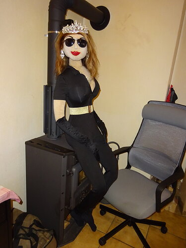 Anette_Black_JumpSuit_06