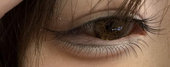 017-02 - Single Eye Close Up