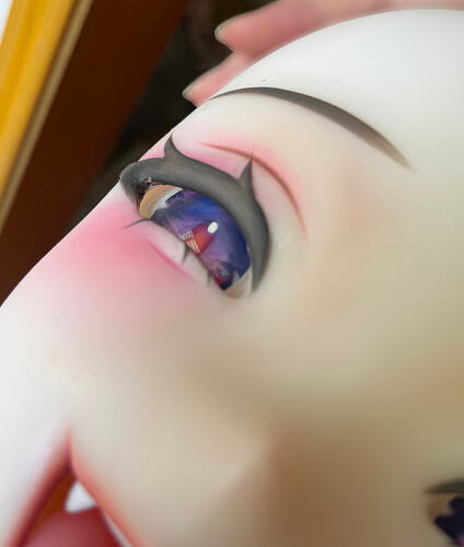 Cracked eye corner-眼角开裂