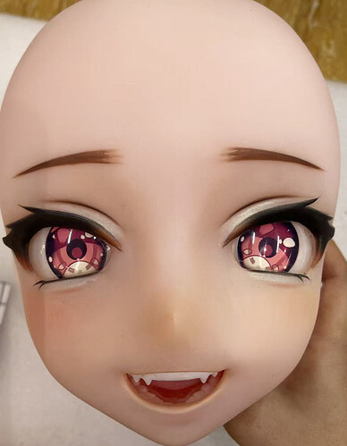 The facial makeup has turned yellow-妆容发黄