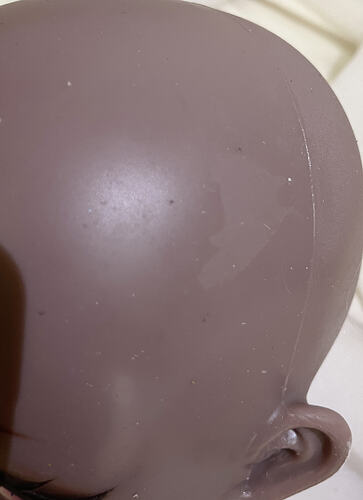 Mark on the left‑side of head-左边脑袋有印记