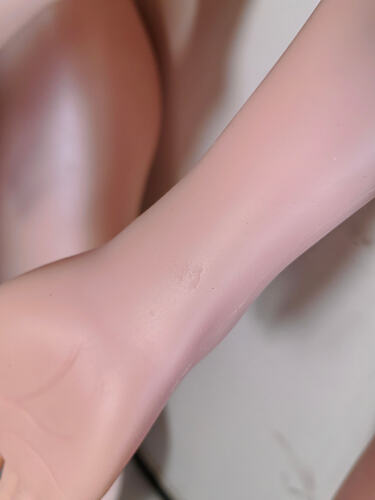 Arm Pits 手臂坑洼