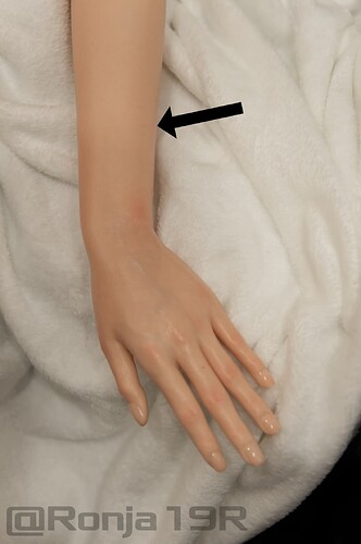 Hand-shedoll-168cm-ronja19r