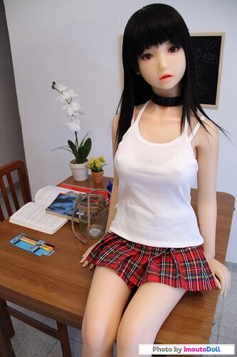 aoi-exdoll-schoolgirl-02