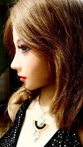 Hanna in a Black Dress 01