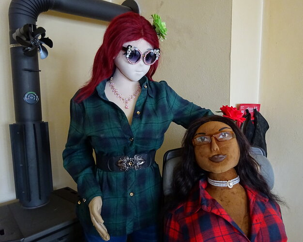 Petra_Roxi_Casual_03_Portrait