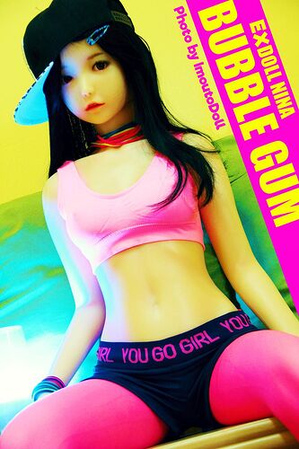 muneca-cantante-k-pop-tamano-real
