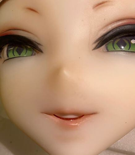 Lip makeup peeling‑off-嘴巴脱妆