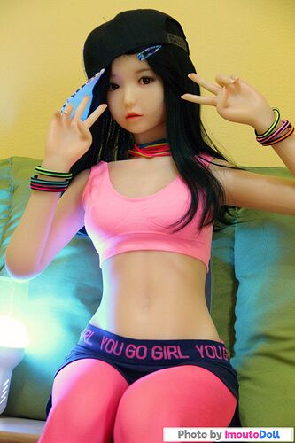 muneca-cantante-k-pop-realista-tamano-real-13